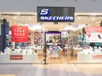 Skechers